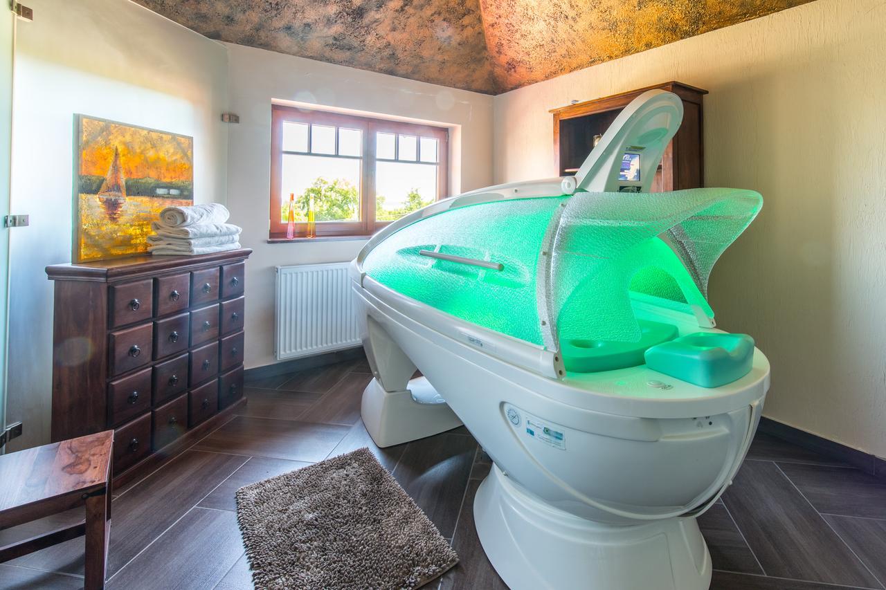 Sloneczny Dwor Bed & Breakfast ครีนิซามอร์สกา ภายนอก รูปภาพ