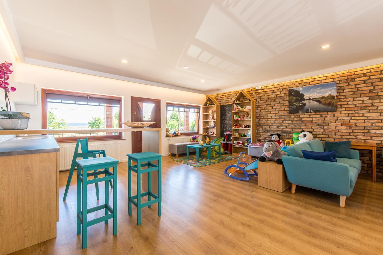 Sloneczny Dwor Bed & Breakfast ครีนิซามอร์สกา ภายนอก รูปภาพ
